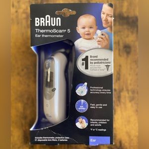 NWT Braun Thermoscan 5 Ear Thermometer